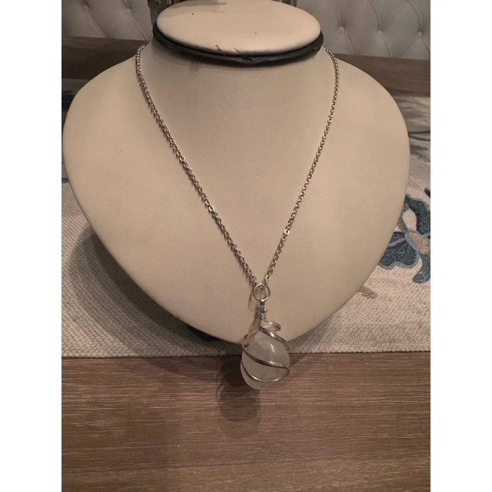 Crystal Quartz Necklace Silver Wire Wrapped Pendant‎ Healing Stone Jewelry